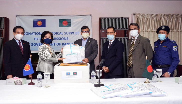 Quyên góp ủng hộ Bangladesh phòng chống dịch Covid-19
